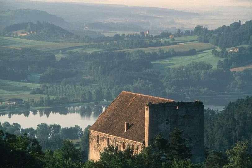 Burg Neuhaus bei Stubenberg, Austria, Austria